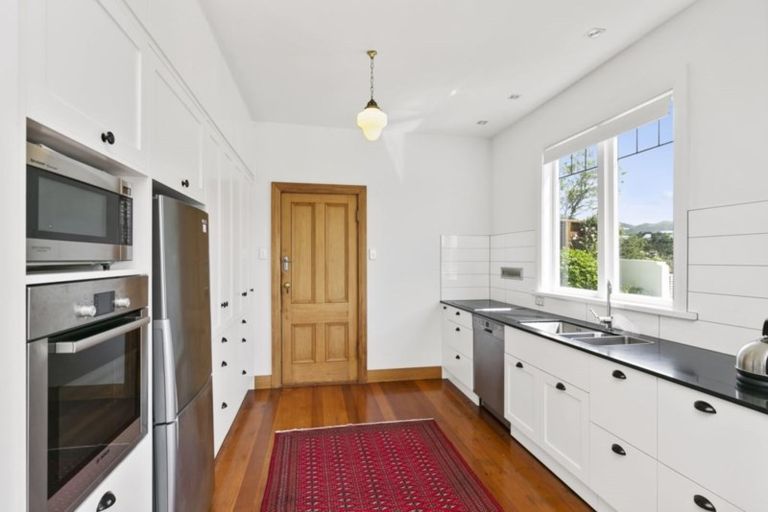 Photo of property in 13 Buchanan Street, Wadestown, Wellington, 6012