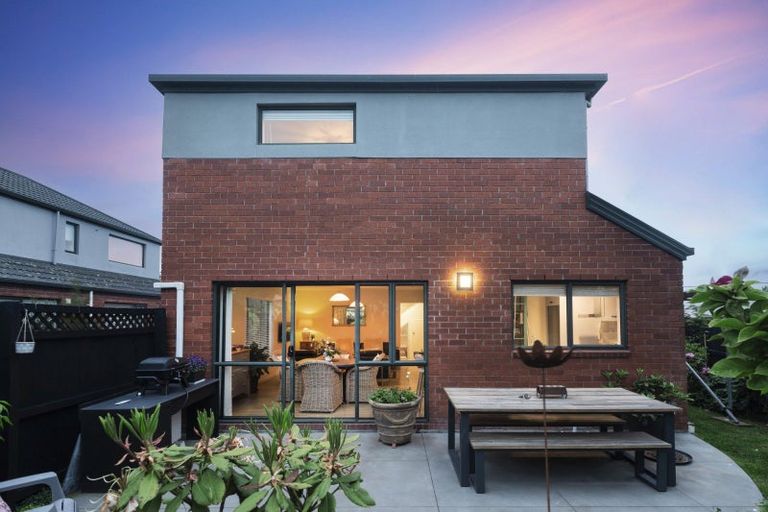 Photo of property in 3/15 Coles Place, St Albans, Christchurch, 8014