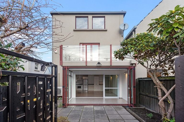 Photo of property in 11/16 Derby Street, St Albans, Christchurch, 8014