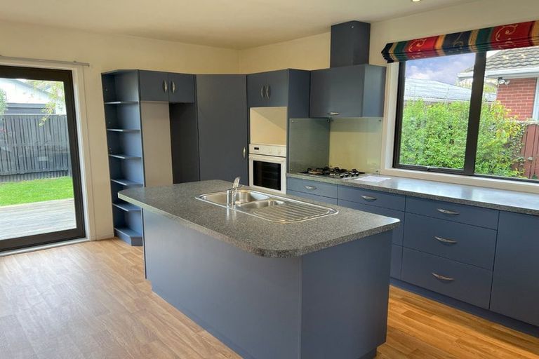 Photo of property in 2/205 Matsons Avenue, Papanui, Christchurch, 8053