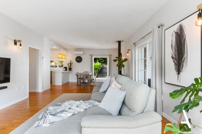 Photo of property in 13 Ross Martin Court, Conifer Grove, Takanini, 2112