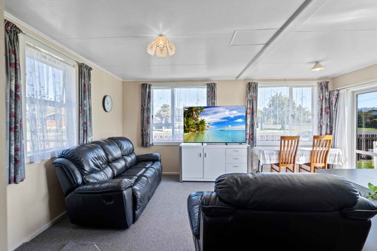 Photo of property in 19 Huron Street, East Gore, Gore, 9710