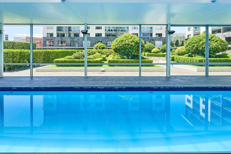Photo of property in Sanctum Apartment, 10 Ebor Street, Te Aro, Wellington, 6011