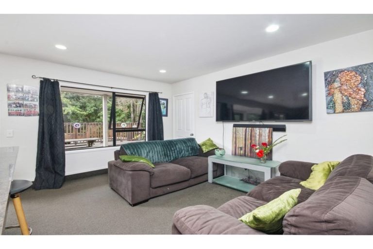 Photo of property in 163 Colombo Road, Waiuku, 2123