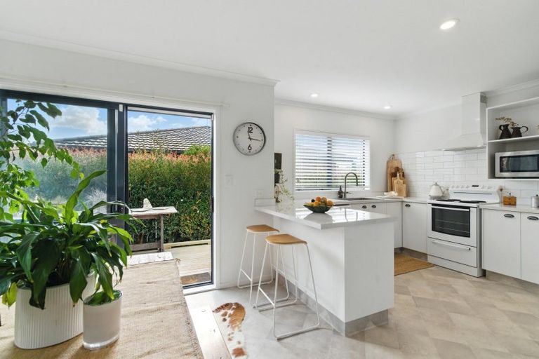 Photo of property in 52 Highfields Drive, Katikati, 3129