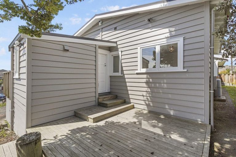 Photo of property in 2/117 Great South Road, Manurewa, Auckland, 2102