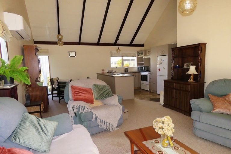 Photo of property in 39 Domett Street, Westport, 7825