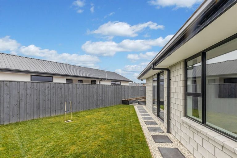 Photo of property in 120 Northmoor Boulevard, Rolleston, 7615