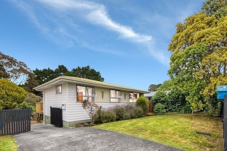 Photo of property in 47 Hartley Terrace, Massey, Auckland, 0614