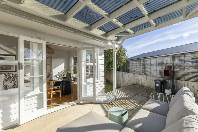 Photo of property in 56a Woodleigh Street, Frankleigh Park, New Plymouth, 4310