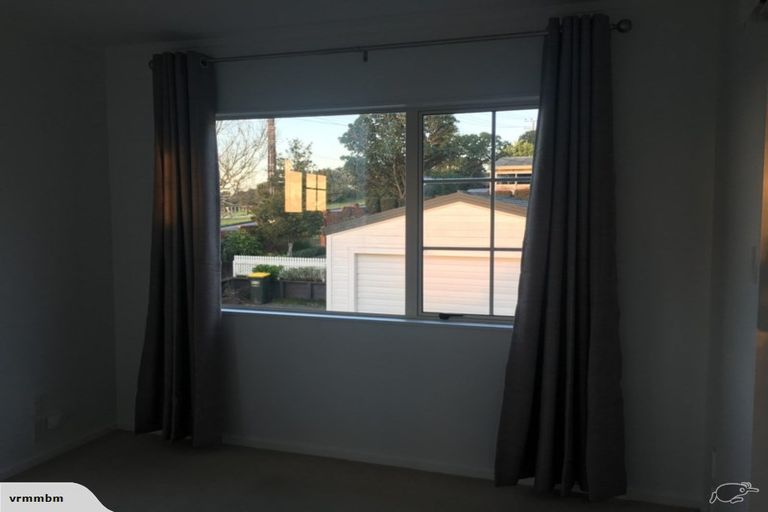 Photo of property in 1/193 Eskdale Road, Birkenhead, Auckland, 0626