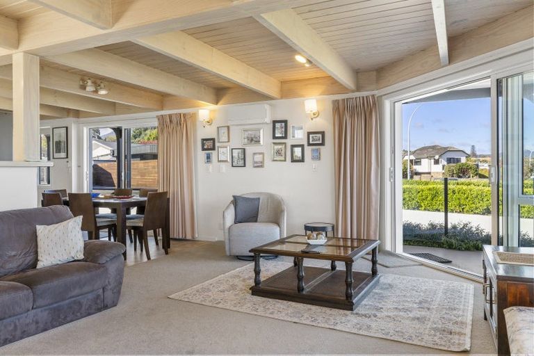Photo of property in 1/116 Lake Terrace, Taupo, 3330