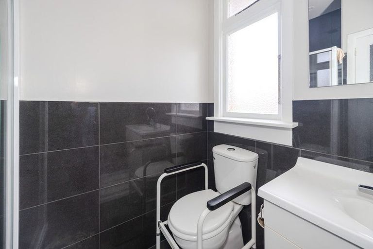 Photo of property in 25 Charles Street, Weston, Oamaru, 9401