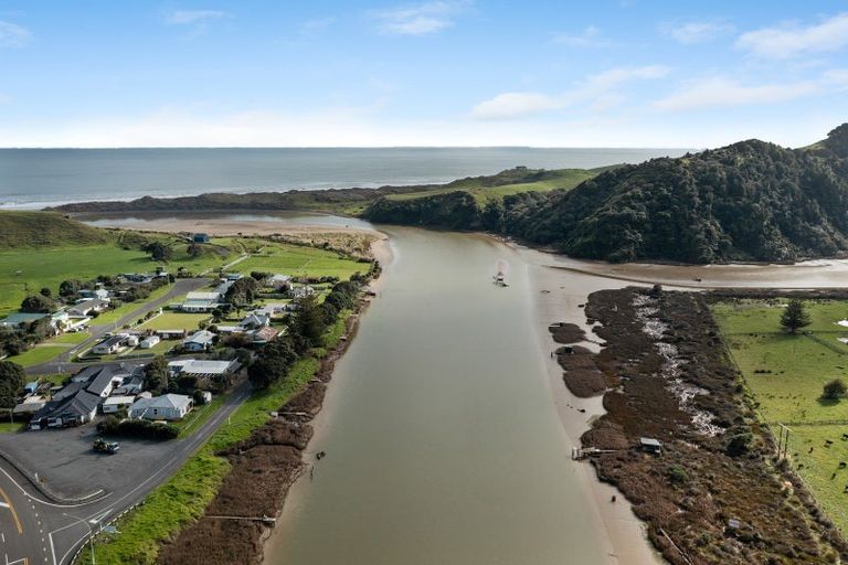 Photo of property in 6 Briscoe Street, Awakino, Mokau, 4376