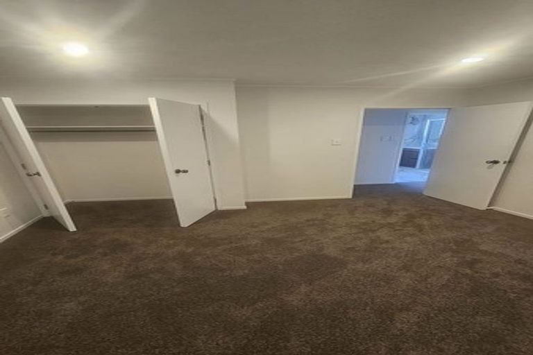 Photo of property in 1/6 Annette Avenue, Te Atatu South, Auckland, 0610