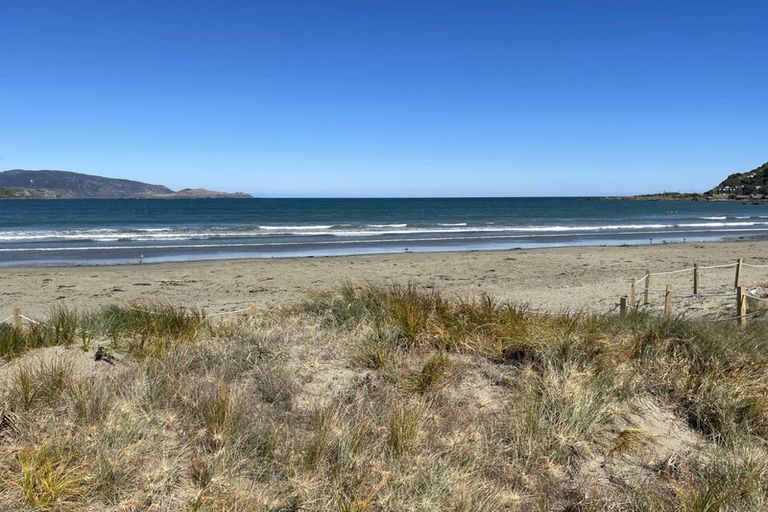 Photo of property in 118 Lyall Parade, Lyall Bay, Wellington, 6022