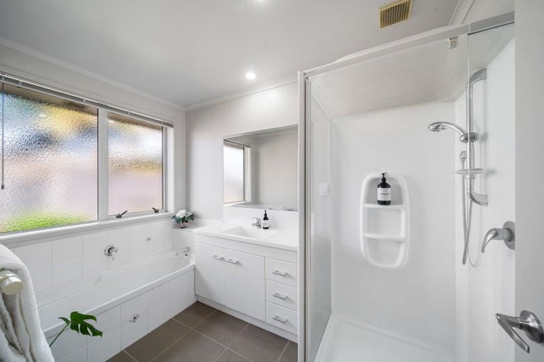 Photo of property in 25 Annandale Drive, Pyes Pa, Tauranga, 3112