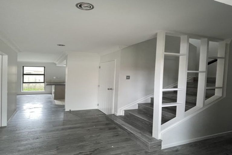 Photo of property in 93 Gray Avenue, Mangere East, Auckland, 2024