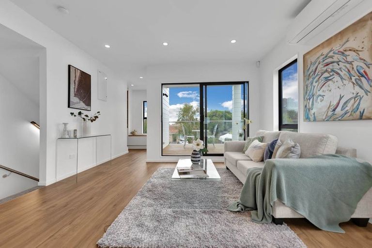 Photo of property in 4/17 Huia Road, Papatoetoe, Auckland, 2025