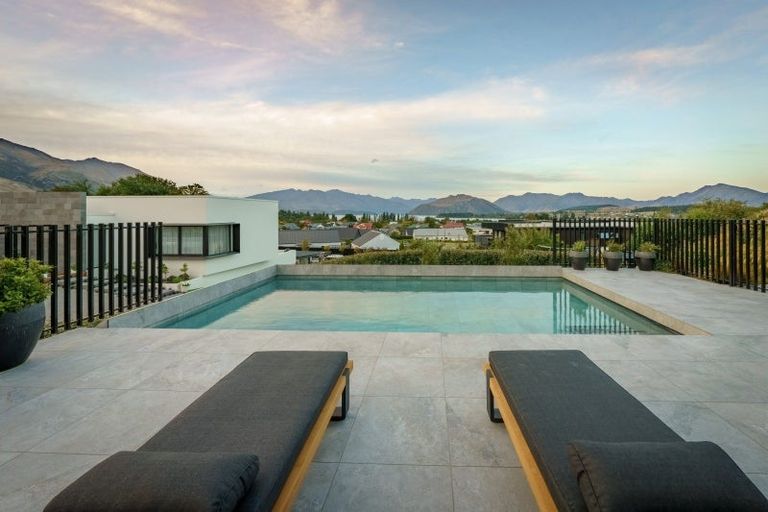 Photo of property in Meadowstone Alpha Series, 12 Jade Drive, Wanaka, 9305