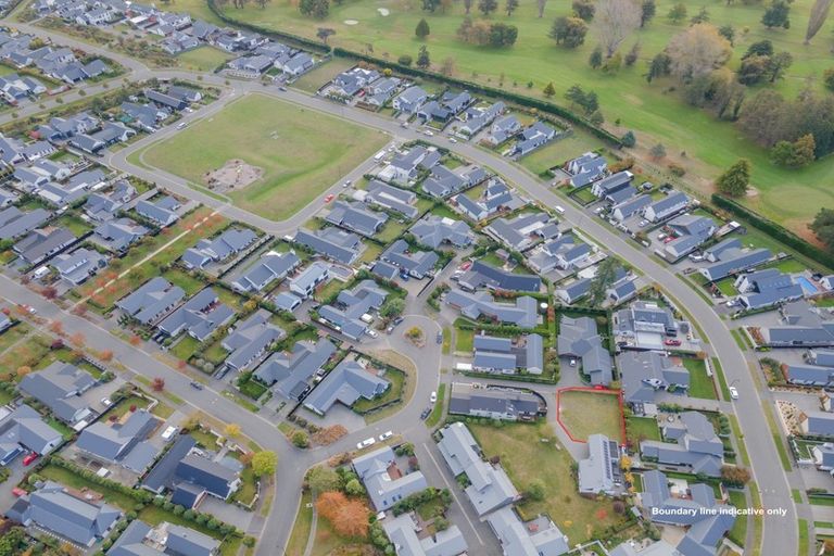 Photo of property in 22 Millpond Place, Parklands, Christchurch, 8083