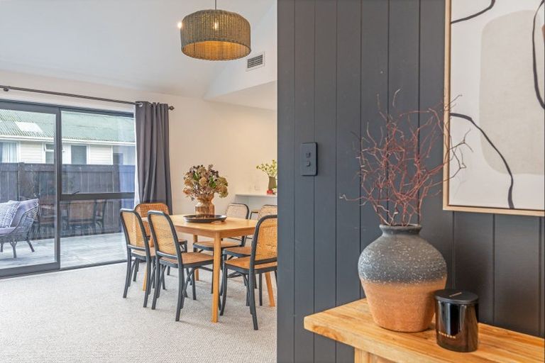 Photo of property in 32 Ashford Avenue, Hokowhitu, Palmerston North, 4410