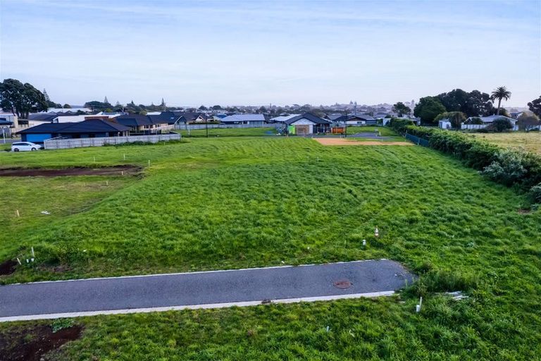 Photo of property in 13a Papawhero Drive, Bell Block, New Plymouth, 4312