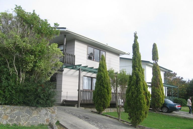 Photo of property in 6a Latitude Close, Whitby, Porirua, 5024