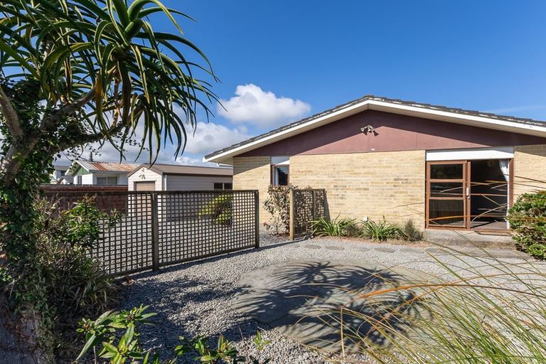 Photo of property in 91 Rangiuru Road, Otaki Beach, Otaki, 5512
