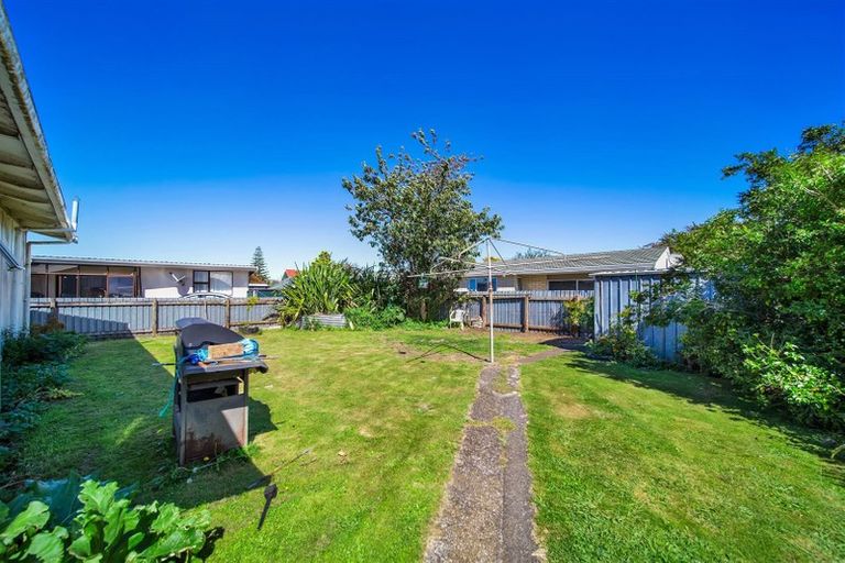 Photo of property in 19 Rimu Street, Hawera, 4610
