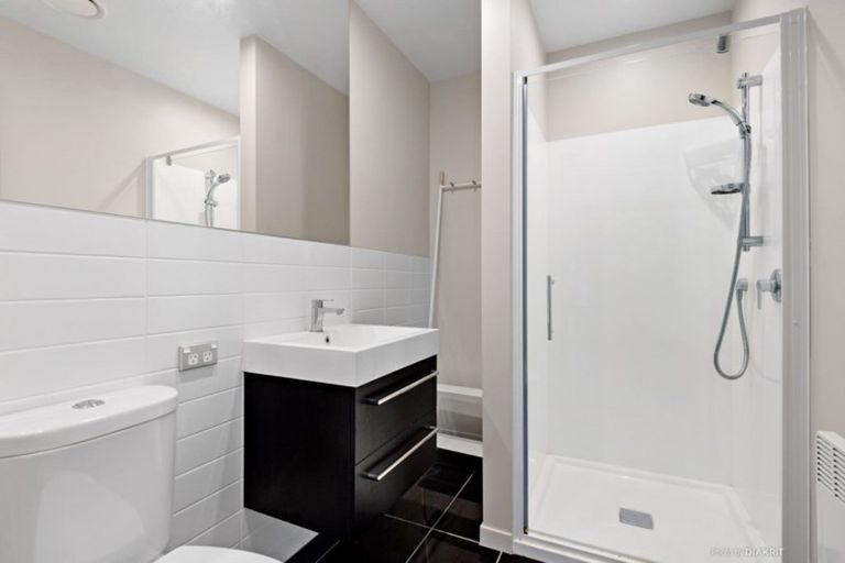 Photo of property in 20/8u Thatcher Crescent, Crofton Downs, Wellington, 6035