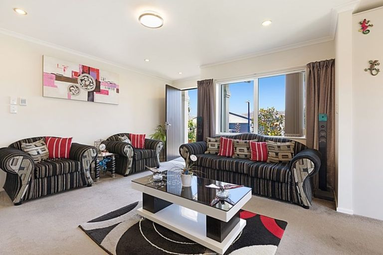 Photo of property in 2 Rupu Way, Favona, Auckland, 2024