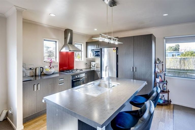 Photo of property in 104a Murphy Road, Taradale, Napier, 4112