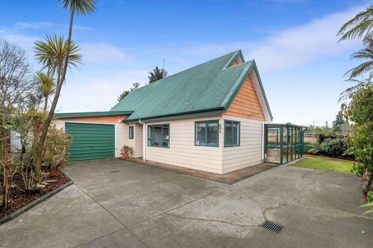 Photo of property in 27a Konene Street, Utuhina, Rotorua, 3015