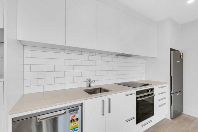 Photo of property in 204/165 Lake Road, Northcote, Auckland, 0627