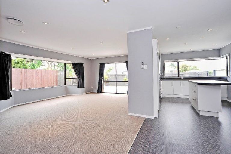 Photo of property in 5 Mercury Street, Milson, Palmerston North, 4414