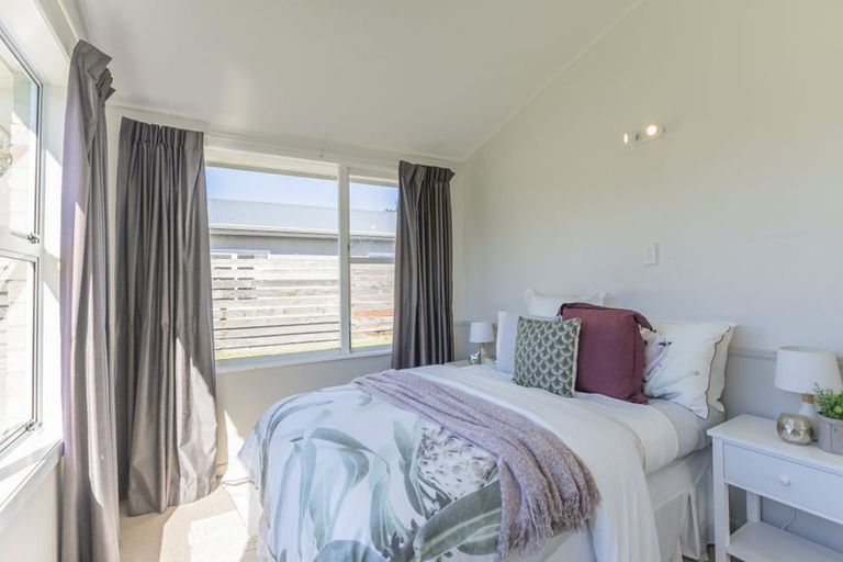 Photo of property in 7a Watson Drive, Paraparaumu Beach, Paraparaumu, 5032