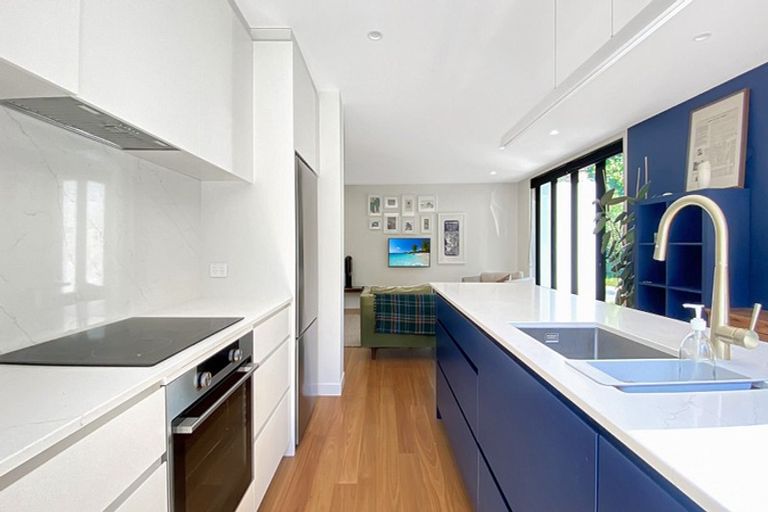 Photo of property in 1/13 Kororo Street, Northcote, Auckland, 0627