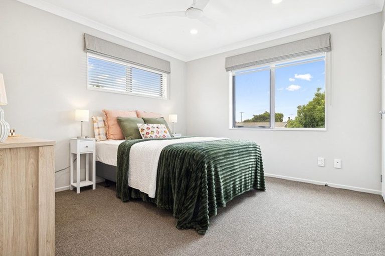 Photo of property in 73 Wellington Street, Pukekohe, 2120