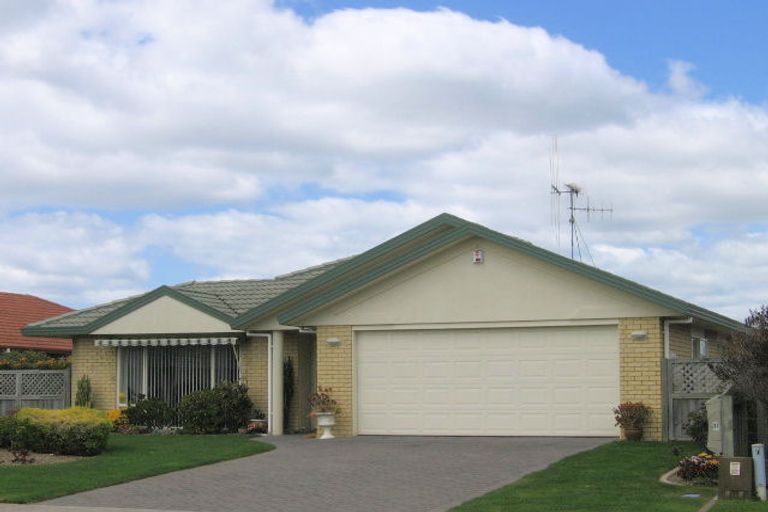 Photo of property in 37 Francevic Avenue, Mount Maunganui, 3116
