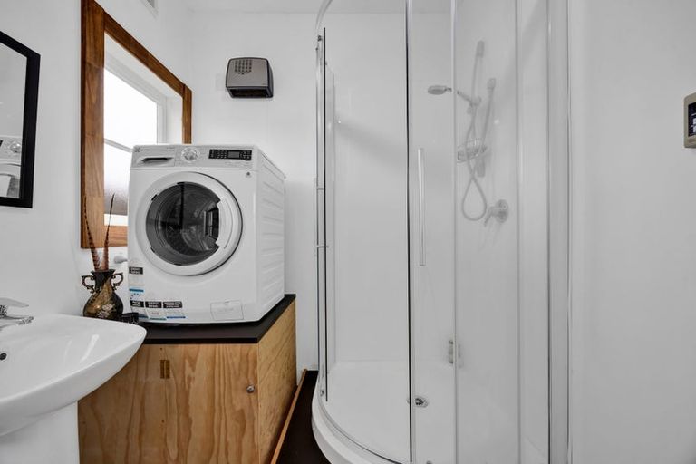 Photo of property in 81 Manawapou Road, Hawera, 4610