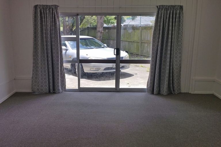 Photo of property in 129 Settlement Road, Papakura, 2110
