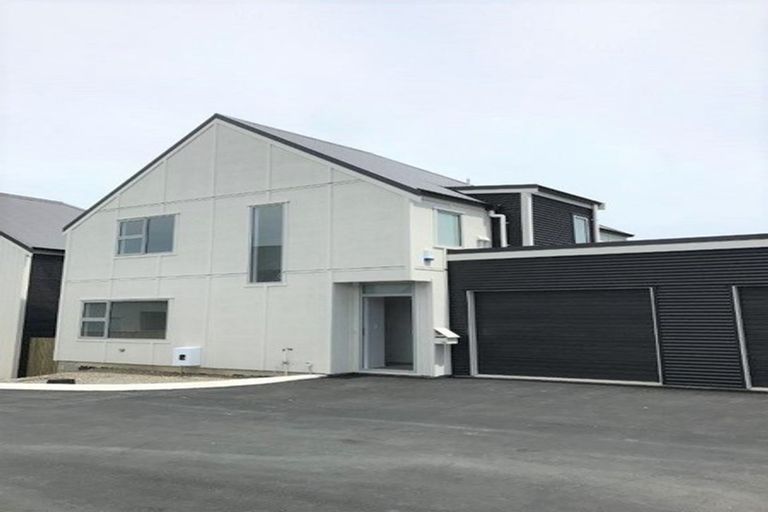 Photo of property in 13/109u Westchester Drive, Churton Park, Wellington, 6037
