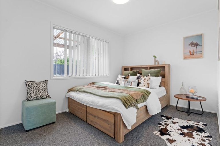 Photo of property in 4/83 Birkdale Road, Birkdale, Auckland, 0626