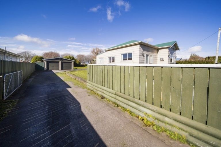 Photo of property in 126 Miranda Street, Stratford, 4332