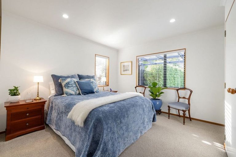 Photo of property in 71 Taylor Street, Cambridge, 3434