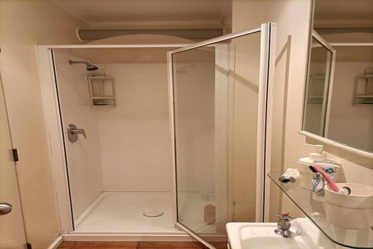 Photo of property in 172 Mitchell Street, Brooklyn, Wellington, 6021