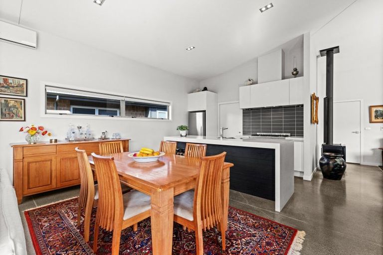 Photo of property in 24a Ferry Road, Clive, 4102