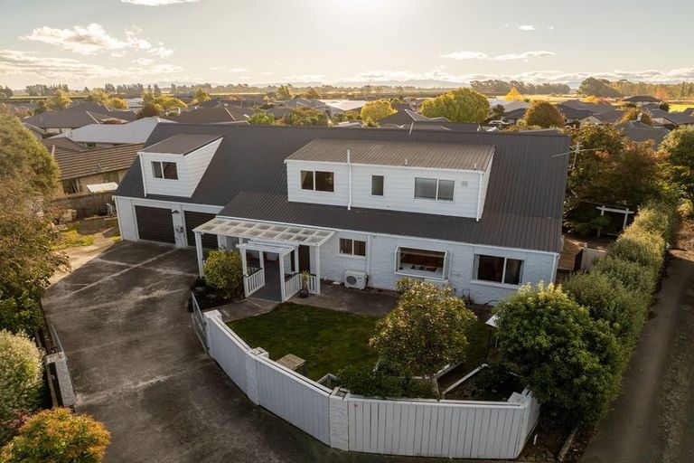 Photo of property in 14 Van Dieman Close, Templeton, Christchurch, 8042