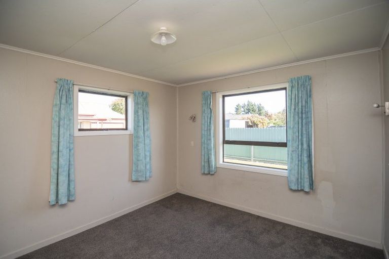 Photo of property in 16 Lachlan Street, Temuka, 7920